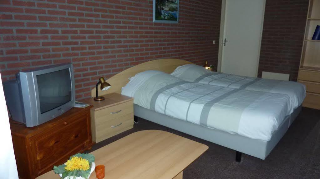 Motel Paradiso Bad Nieuweschans Bagian luar foto